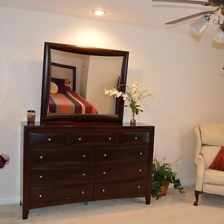 Lafayette Grand Manor Apartment Waynesville Phòng bức ảnh