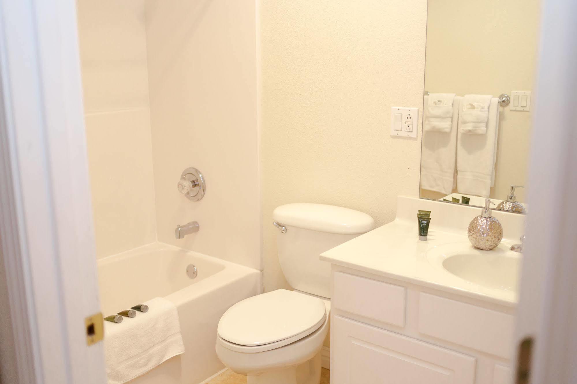 Lafayette Grand Manor Apartment Waynesville Ngoại thất bức ảnh